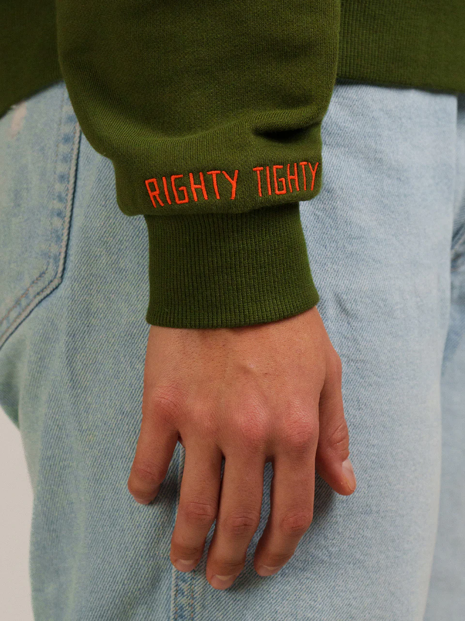 LEFTY LOOSEY, RIGHTY TIGHTY CREWNECK - Image 7