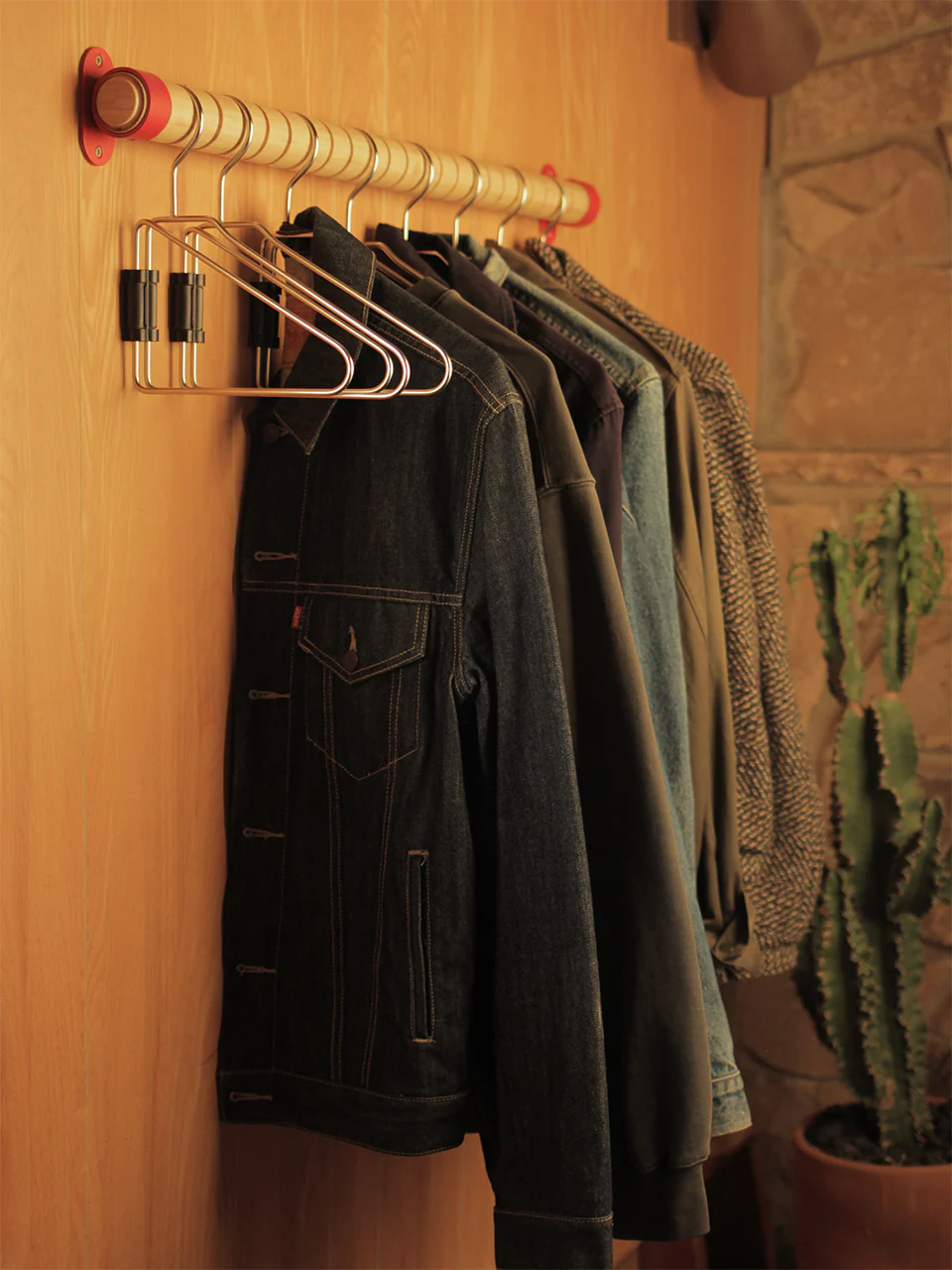 THE COAT HINGER - Image 16