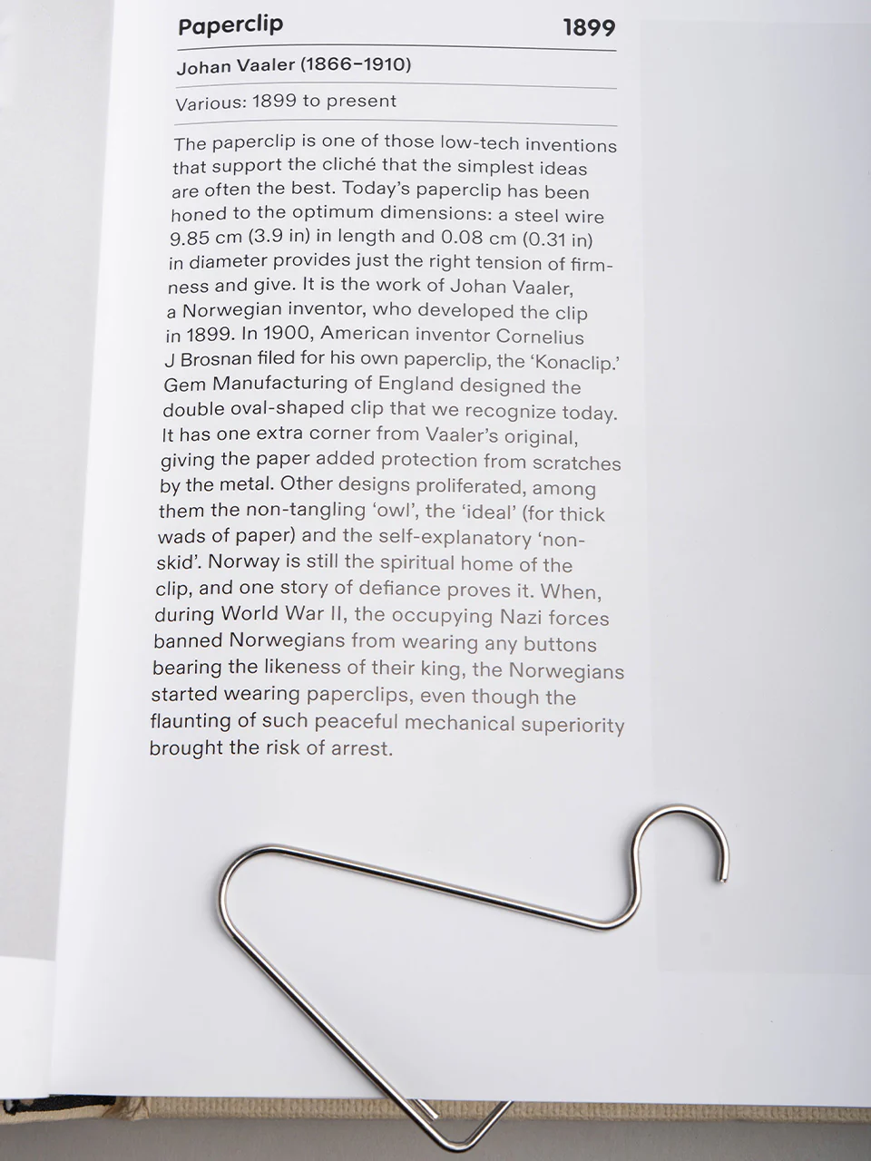 COAT HINGER PAPER CLIP (5 PACK) - Image 4